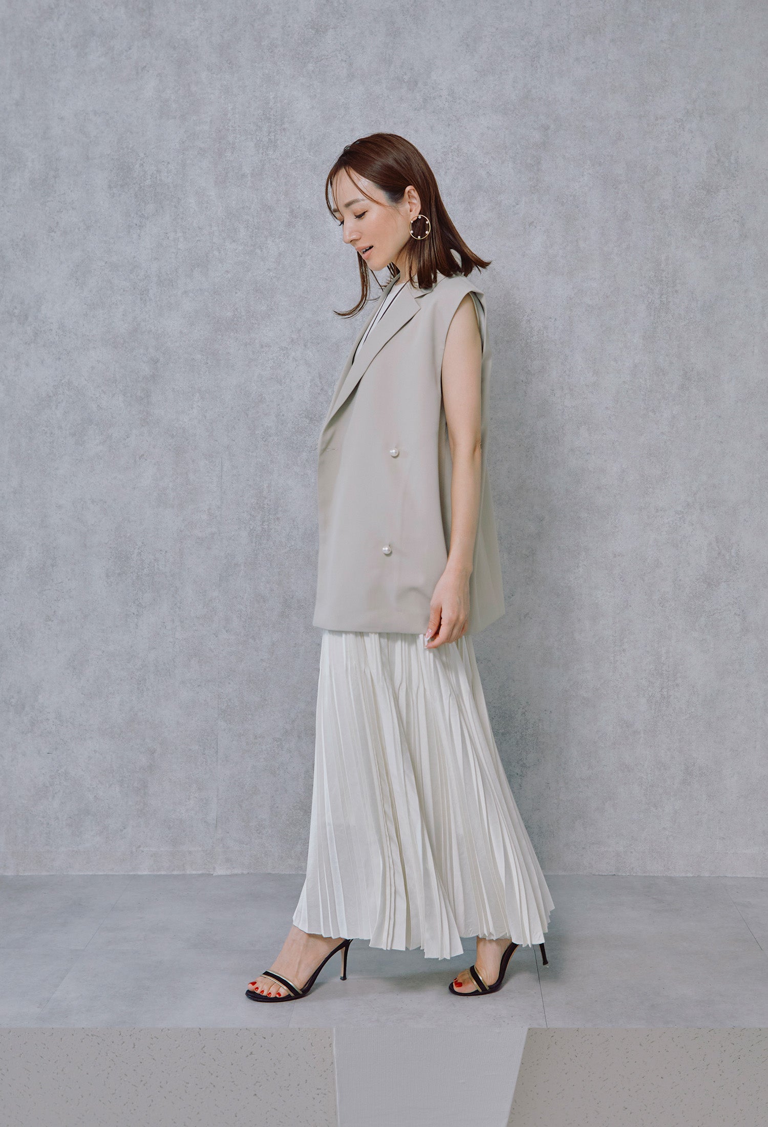 星玲奈さんコラボ パールボタン ジレ