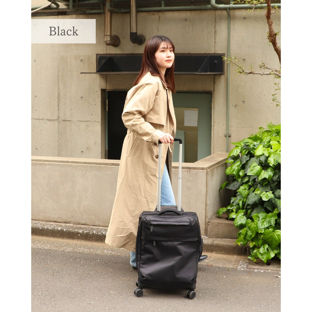 ナイロンソフトキャリーケース 30L